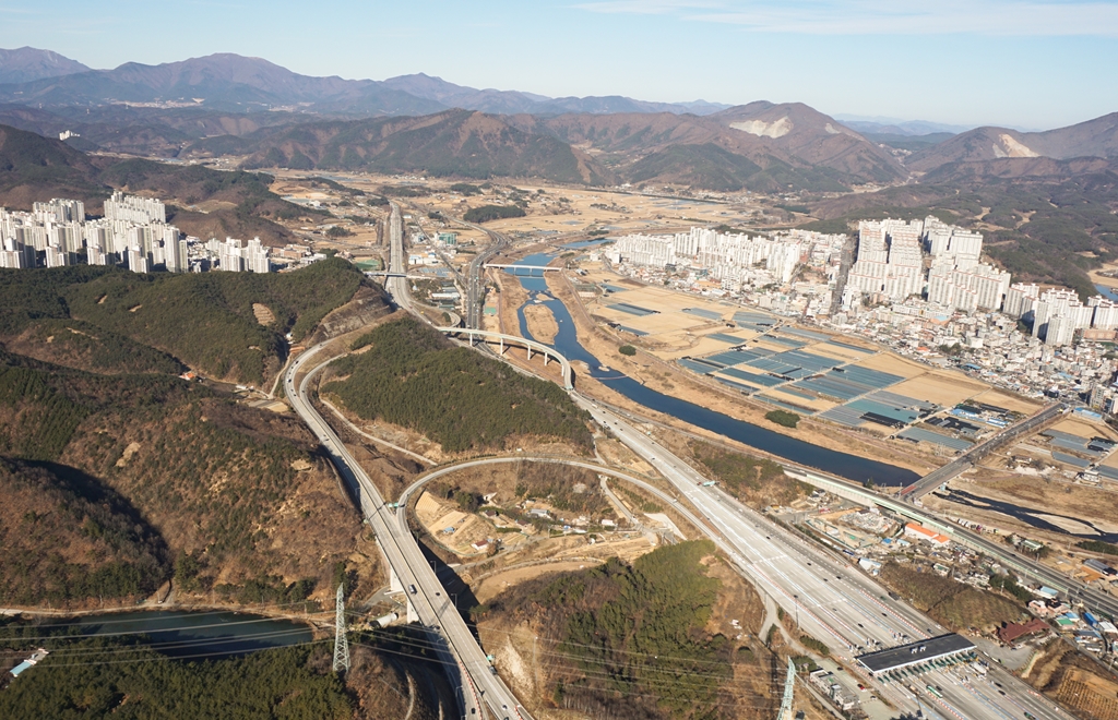울산IC와 범서 전경_1 | 울산광역시 도시경관기록 울산광역시 도시경관기록
