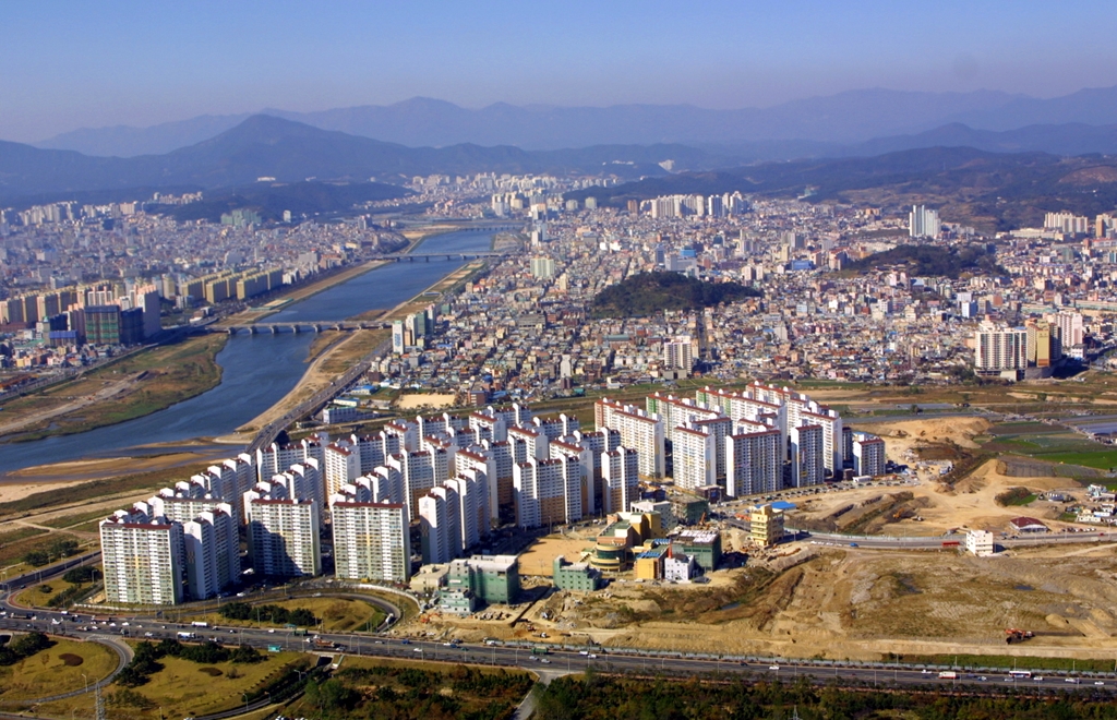 태화강하류에서본 중구시가지전경01 | 울산광역시 도시경관기록 울산광역시 도시경관기록