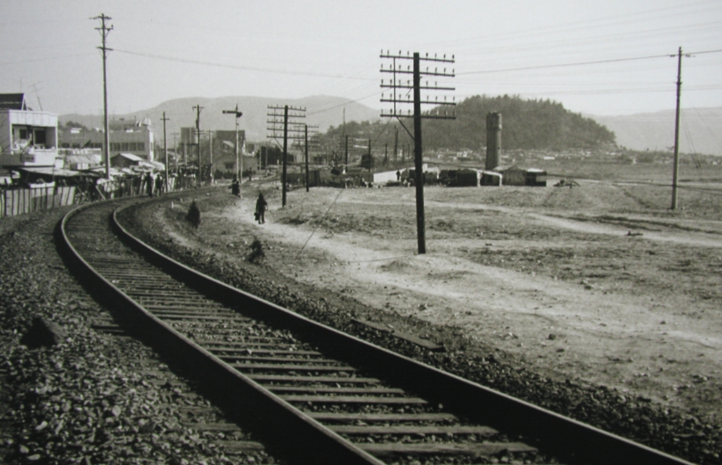 동해남부선 철길 주변 전경_1960년대