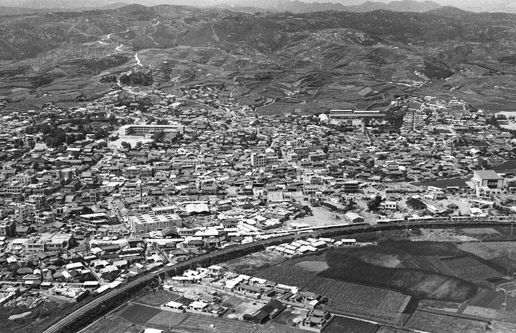 상공에서 본 중구시가지 및 혁신도시 전경_1967
