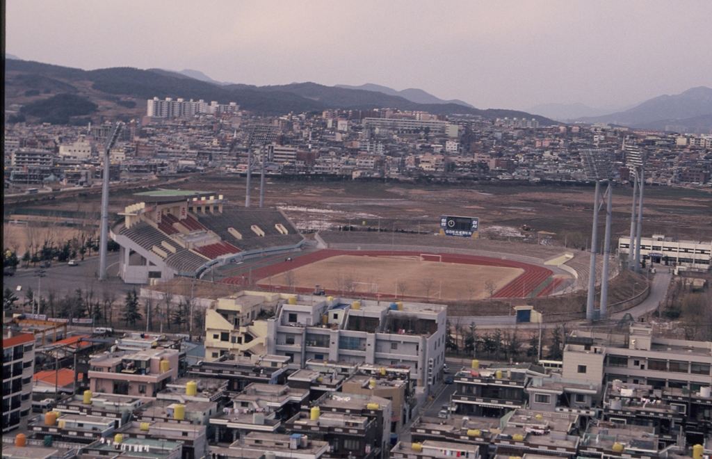 울산공설운동장과 병영동_1986