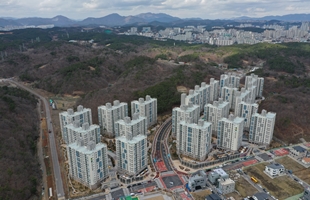 산업단지 개발과 고층주거군