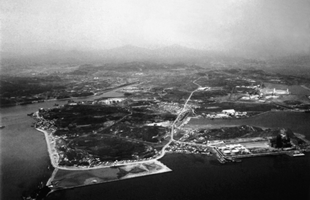 상공에서 본 울산항 전경_1967
