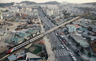 달동사거리에서 본 동서오거리 주변전경_1995