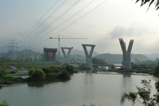 울산-포항 고속도로 공사현장