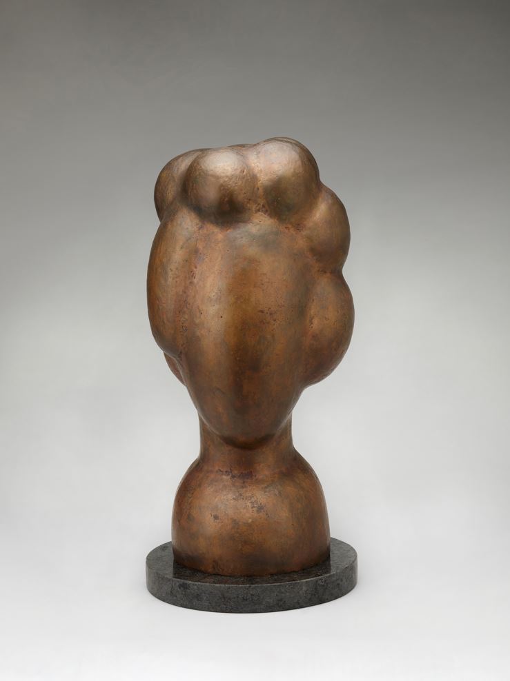 김종영, <작품 76-12>, 1976, 청동,  59x27x26cm, 국립현대미술관 이건희컬렉션