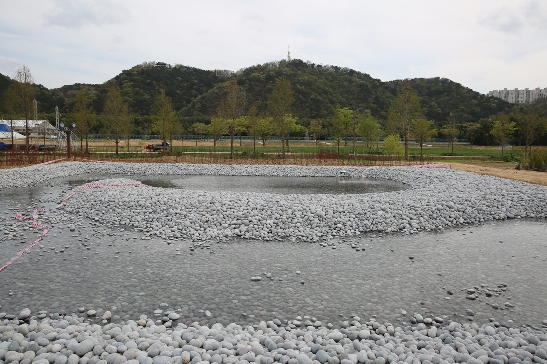 [조성과정] 20180410 초청작가정원 : Drizzling Moon Garden_소피 워커