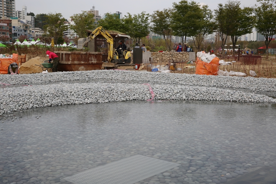 [조성과정] 20180410 초청작가정원 : Drizzling Moon Garden_소피 워커