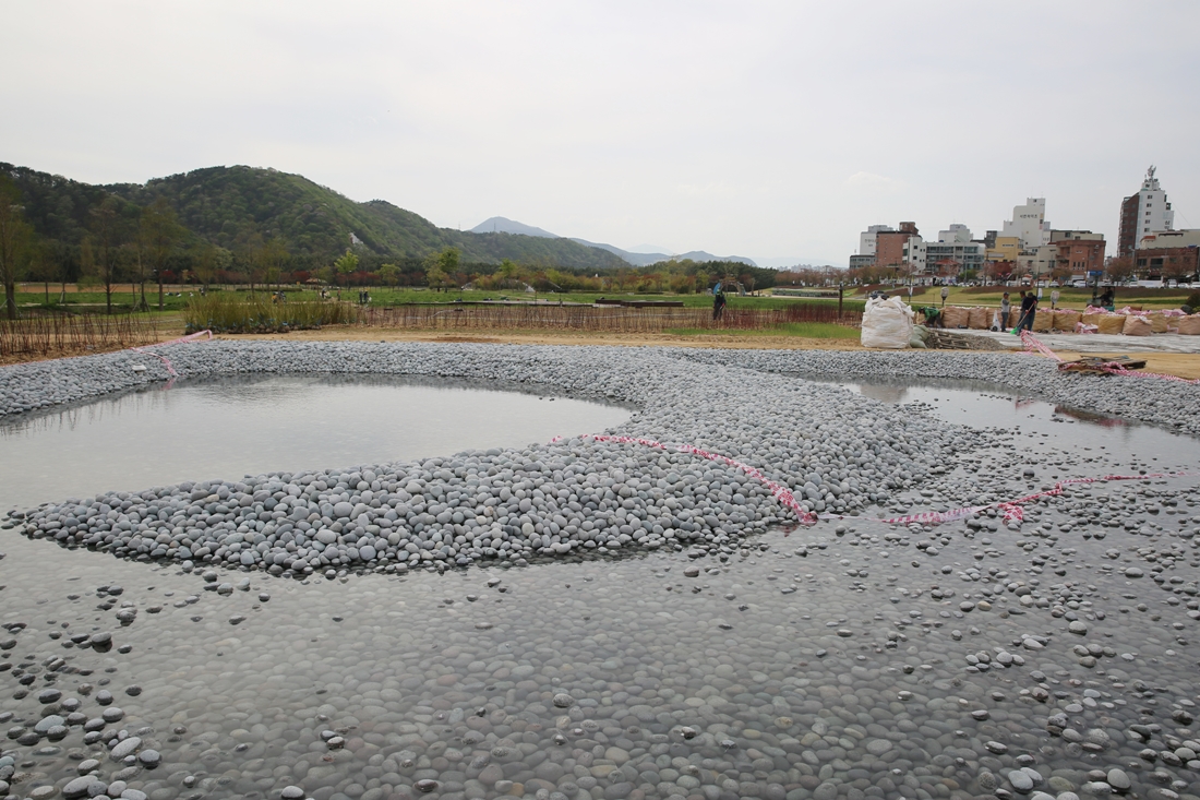 [조성과정] 20180410 초청작가정원 : Drizzling Moon Garden_소피 워커