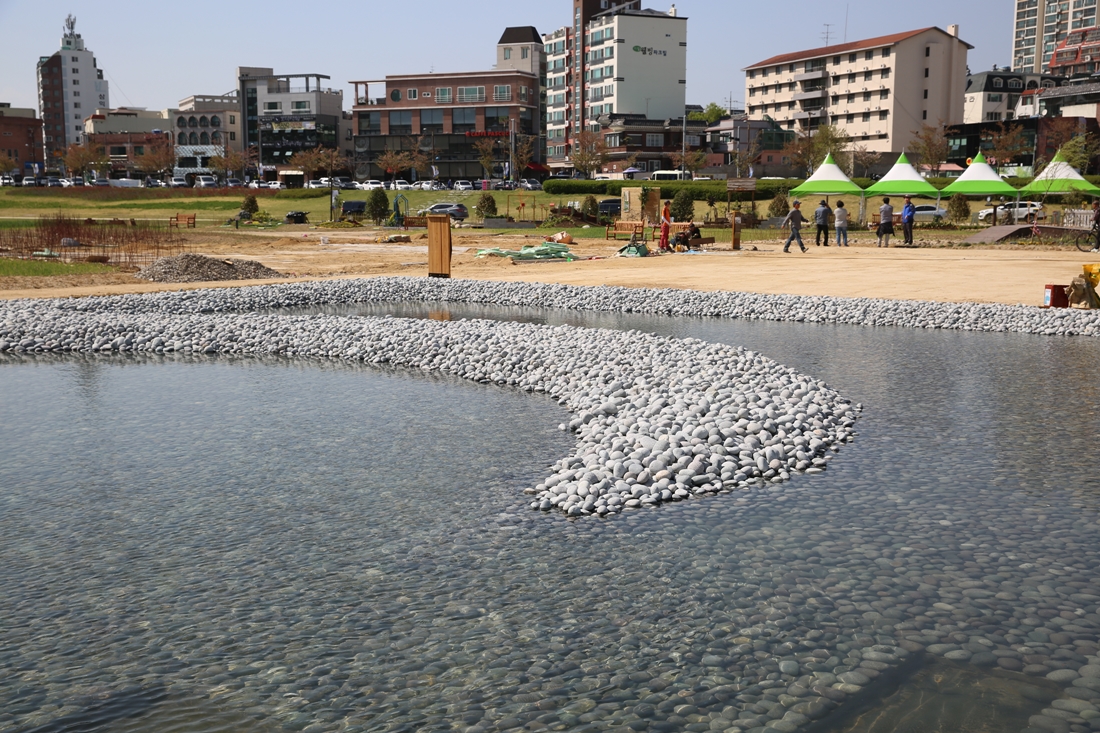 [조성과정] 20180411 초청작가정원 : Drizzling Moon Garden_소피 워커