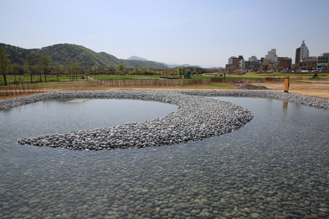 [조성과정] 20180411 초청작가정원 : Drizzling Moon Garden_소피 워커