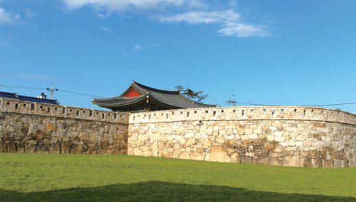 Eonyangeupseong Walled Town, Ulju(Historic Site No. 153)